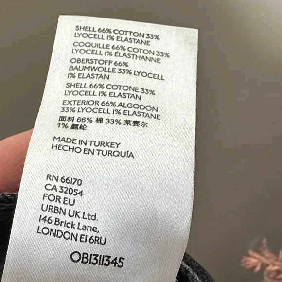 FREE PEOPLE x WE THE FREE Bren Boyfriend Jeans Black Magic Distressed {3O23} - Picture 5 of 5